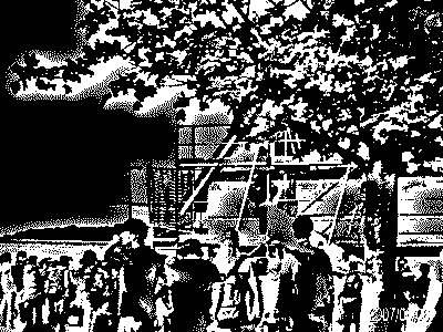 police removes anti g8 banners